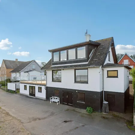 Holiday home Beautiful In With House Sea View