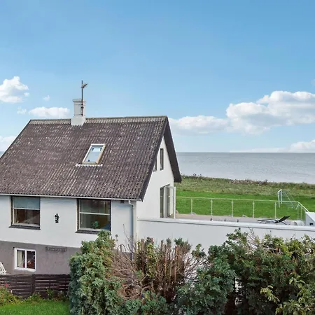 Holiday home Beautiful In With House Sea View